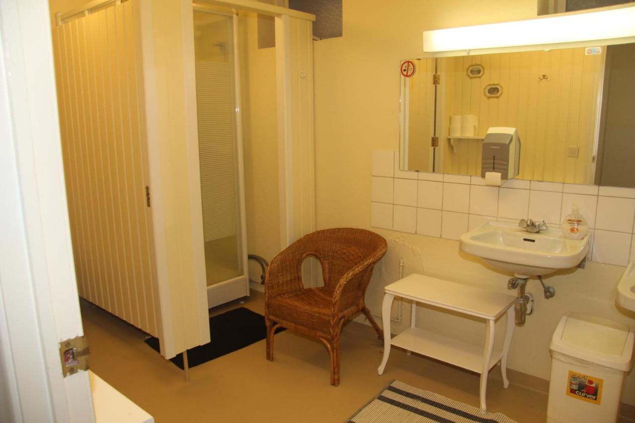 Gula Villan Guesthouse Akureyri Extérieur photo