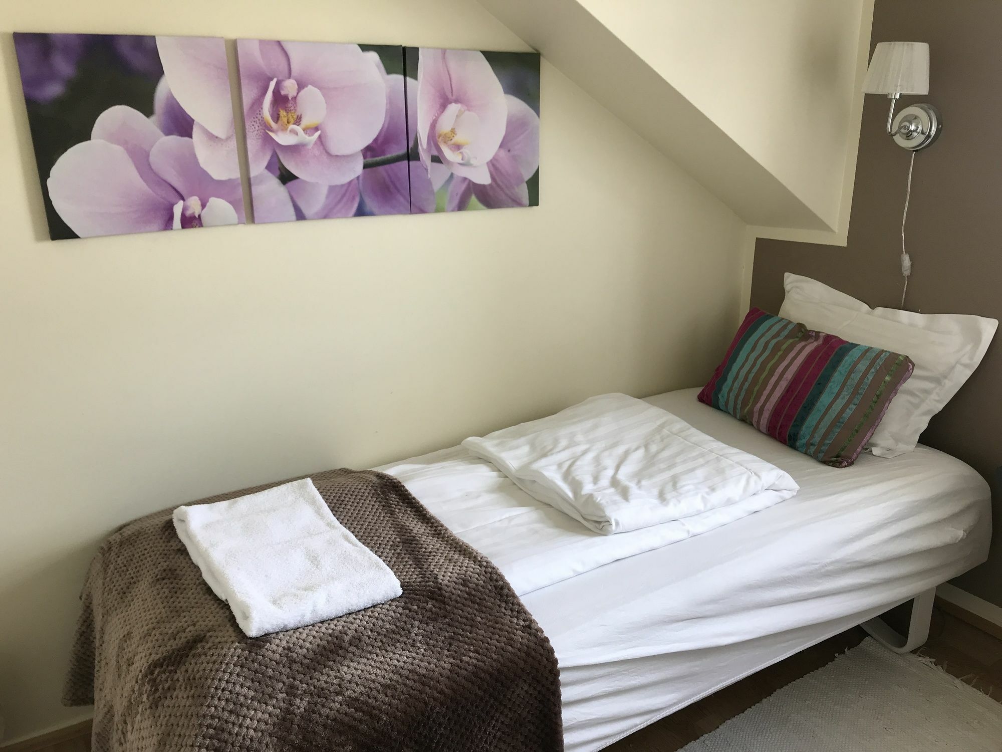 Gula Villan Guesthouse Akureyri Extérieur photo