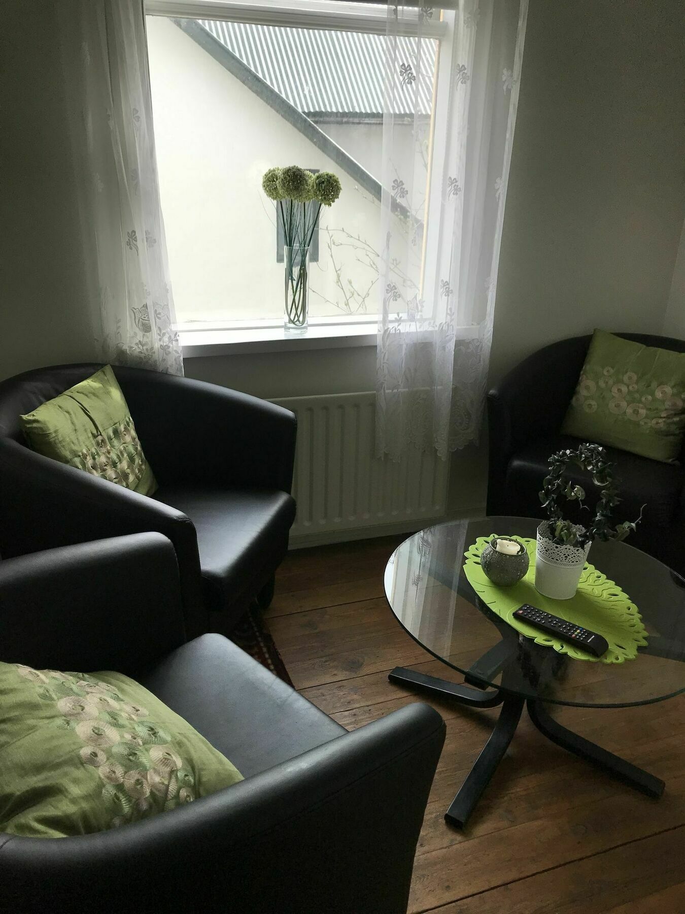 Gula Villan Guesthouse Akureyri Extérieur photo