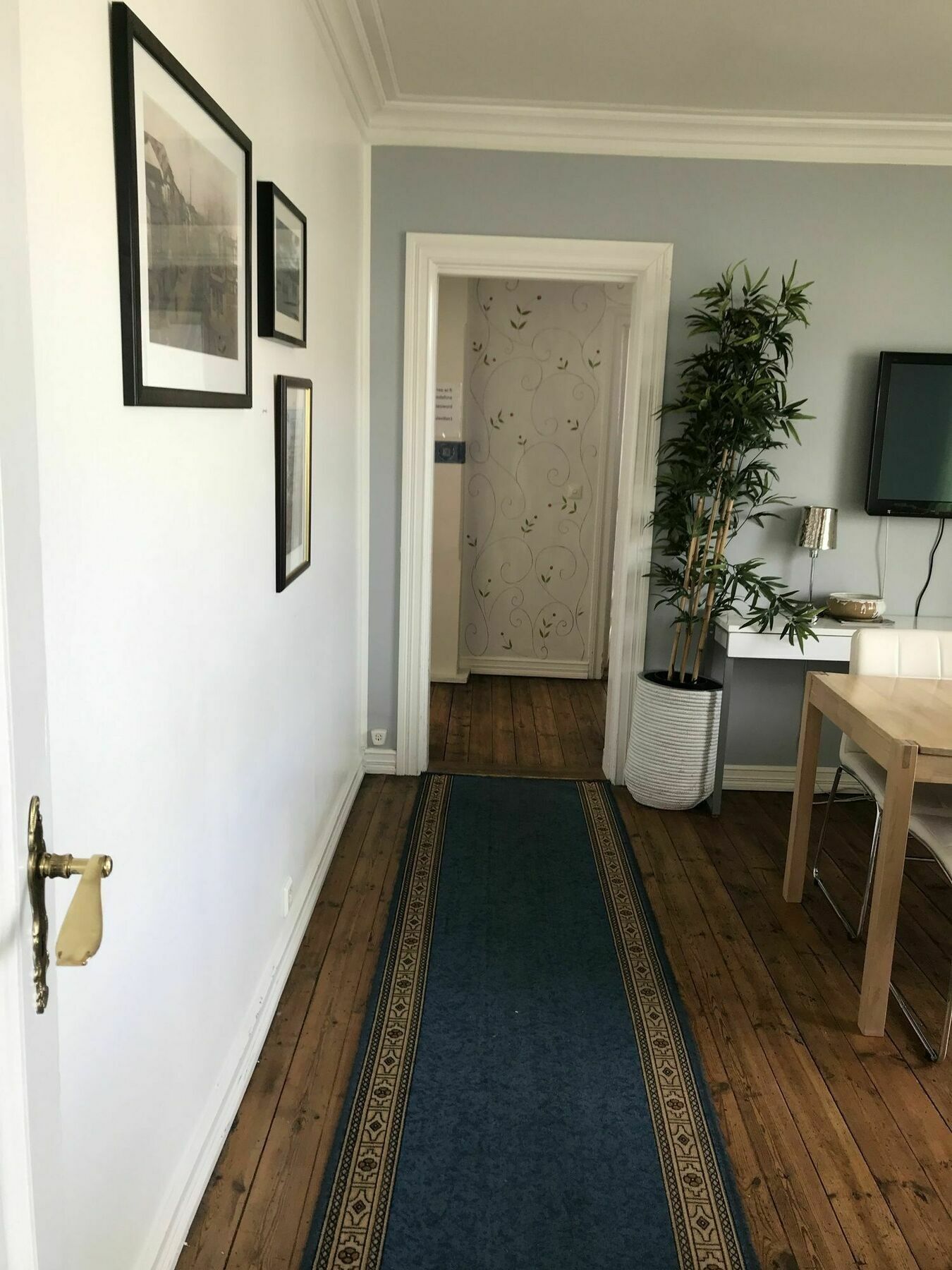 Gula Villan Guesthouse Akureyri Extérieur photo